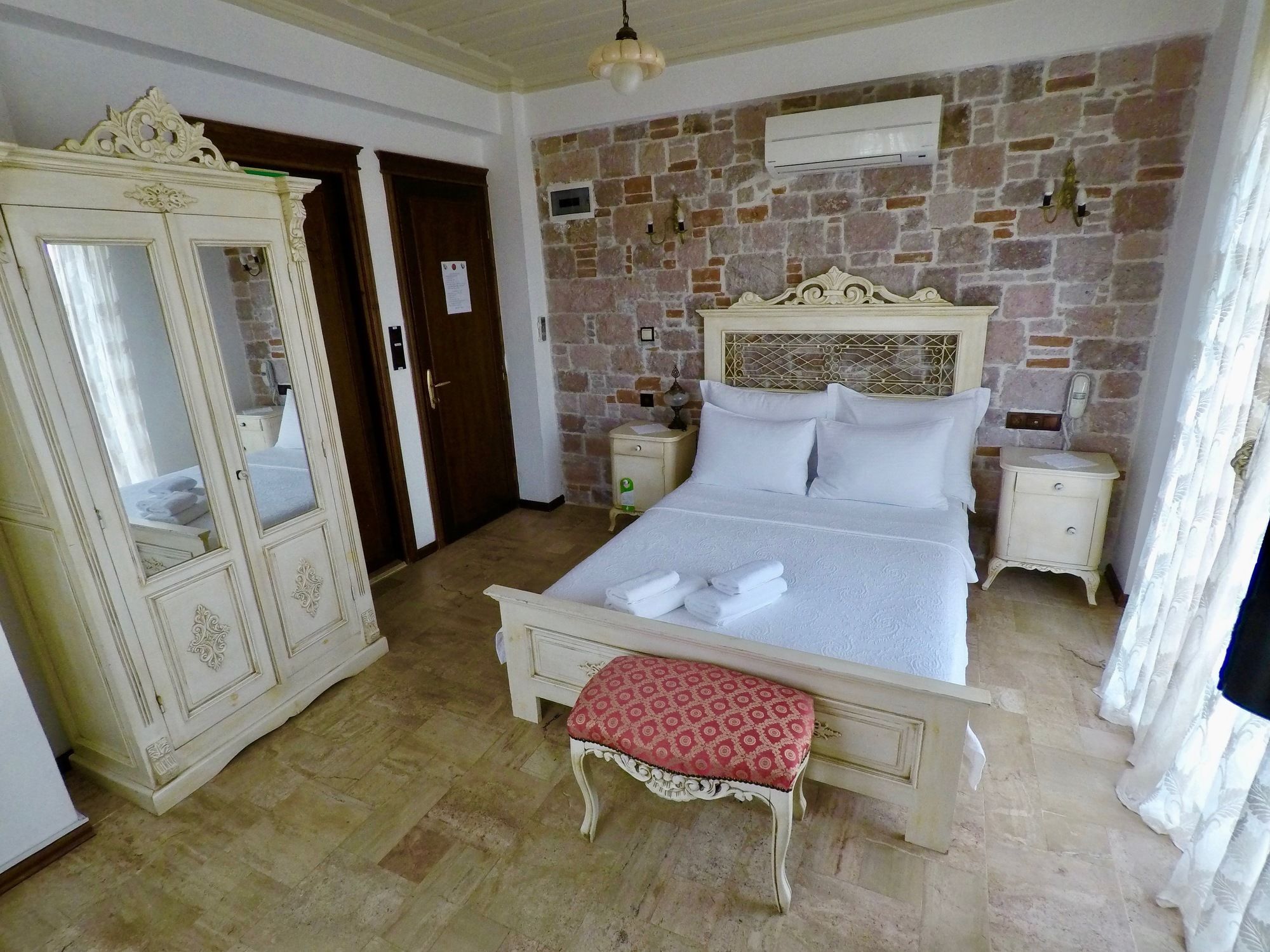 Tas Bahce Hotel Cunda Айвалык Экстерьер фото